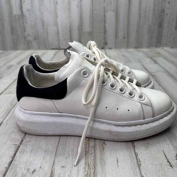 Alexander McQueen Women's Oversized Sneakers Sz 38 US 8 White/Black 553770 - Picture 6 of 14